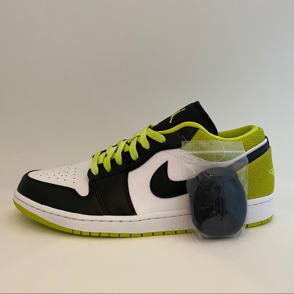 Jordan Air 1 Low “Black Cyber”, Sneaker Size 8.5 Men\'s Nike Air Jordan 1 Low Black Cyber Men main image 4